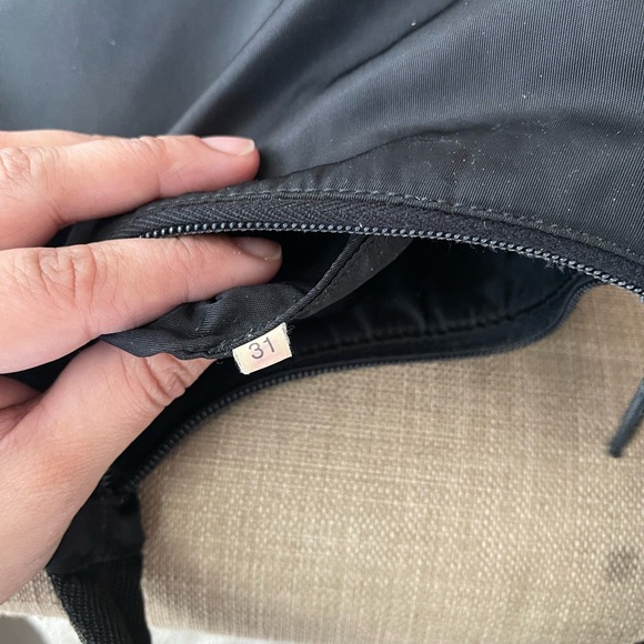 Authentic PRADA nylon vintage small shoulder bag (A2001) - Picture 12 of 12